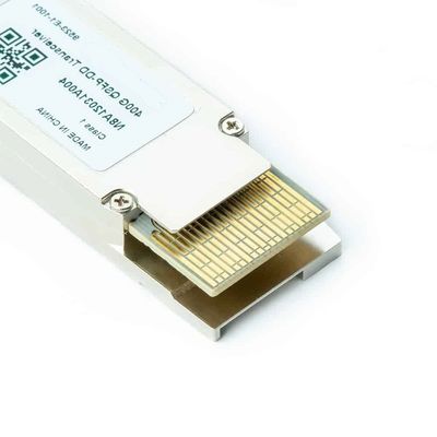 40Gb/s QSFP+ đến 4 x 10Gb/s SFP+ Active Optical Cable (AOC) Breakout MSA Standard Compliant